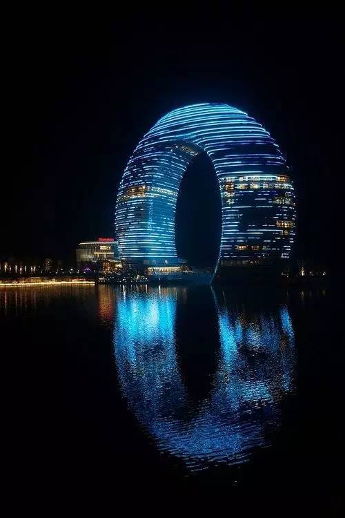 令結(jié)構(gòu)師“痛苦”的建筑方案9